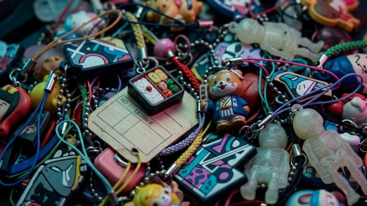 ご当地キティ・キャラクター根付け買取