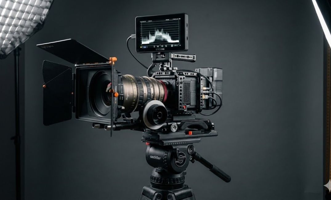 プロ用シネマカメラ